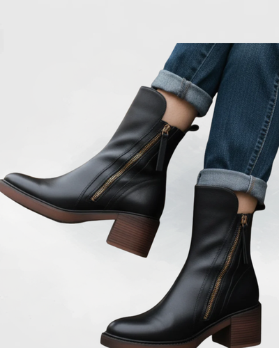 Valorine| Black leather boots with a comfortable heel